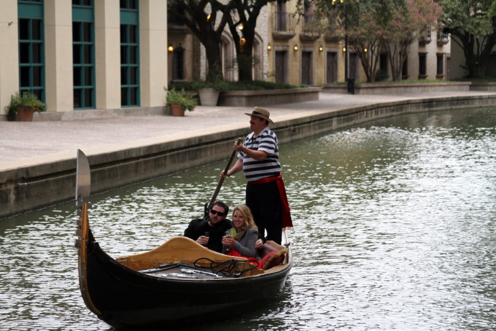 gondola cruise dallas tx